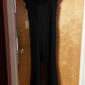 Wilfred Free Theodore Flare flare black jump suit size Large